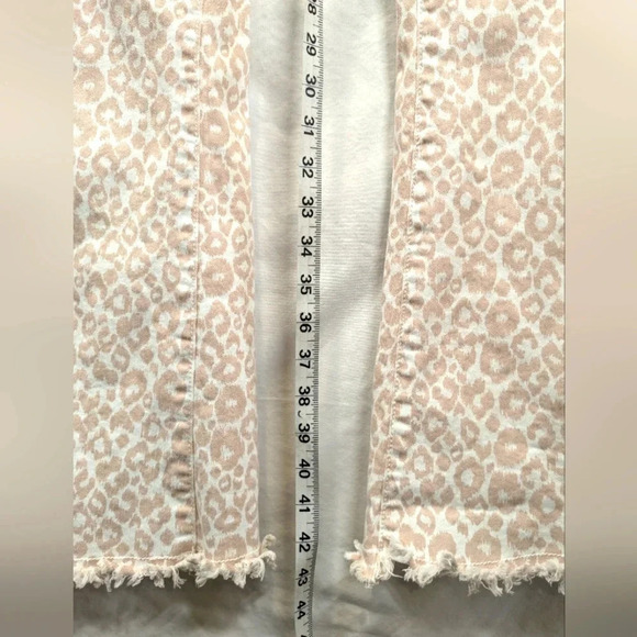 Altar'd State Cheetah print bell bottom jeans, pink / cream, size M - Picture 5 of 11